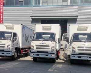 專用汽車銷售指南 舞臺(tái)車、廣告車、清障車與瀝青灑布車價(jià)格解析與市場概覽